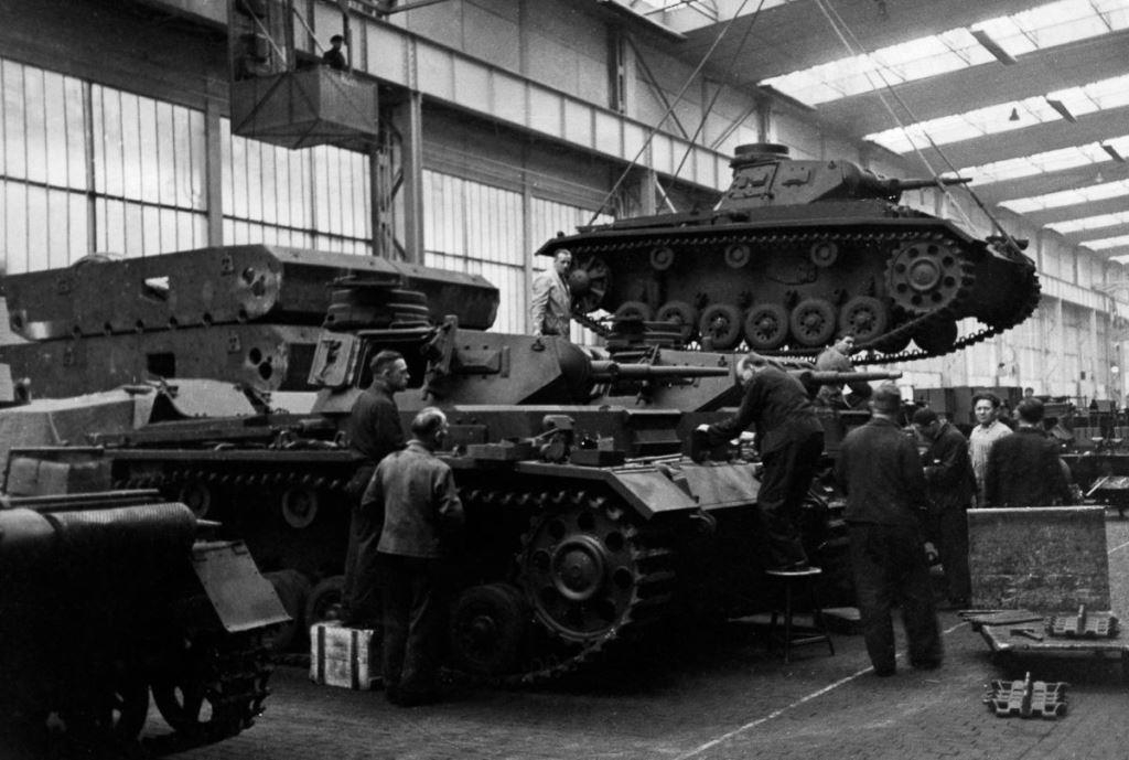 Nibelungenwerke Plant. The production of tanks in the 3 Reich