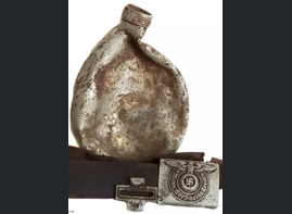 Waffen SS belt with buckle and flask / from Demyansk pocket