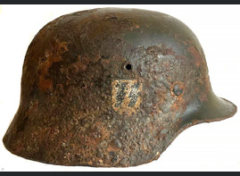 Waffen SS helmet M40 / from Smolensk