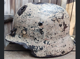 Winter camo German helmet M35 / from Konigsberg