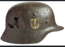 Waffen SS helmet M40 / from Rzhev