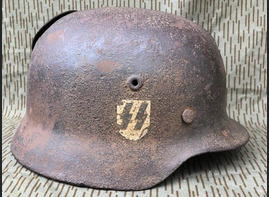Waffen SS helmet M40 / from Rzhev 