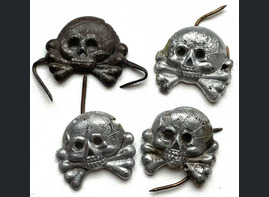 4 Panzer collar tab skulls