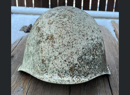 Winter camo Soviet helmet SSh39 / from Stalingrad