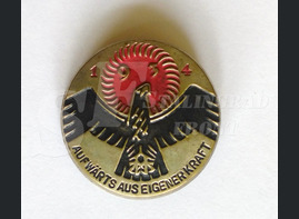 Badge «Aufwarts aus eigener kraft 1934»