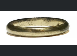 Gold German wedding ring / from Stalingrad