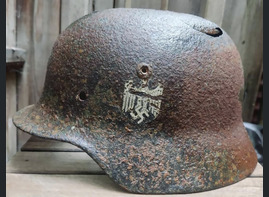 Wehrmacht helmet M35 / from Staraya Russa