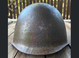 Soviet helmet SSh39 / from Stalingrad