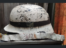 Winter camo Wehrmacht helmet M40 / from Stalingrad