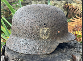 Waffen SS helmet M40 / from Rzhev