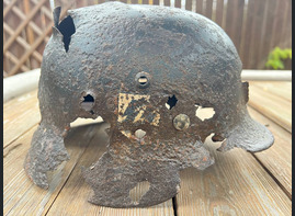 Waffen SS helmet M35 / from Demyansk