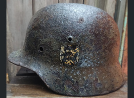 Wehrmacht helmet M35 DD / from Leningrad