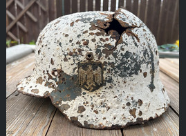 Winter camo Wehrmacht helmet M35 / from Velikiye Luki