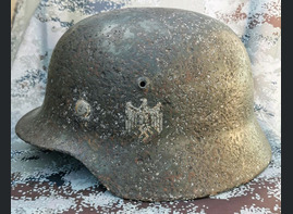 Wehrmacht helmet M35 DD / from Stalingrad