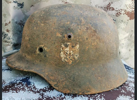 Wehrmacht helmet M40 / from Stalingrad