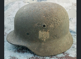 Wehrmacht helmet M40 / from Stalingrad