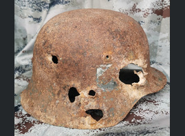 German helmet M35 DD / from Stalingrad