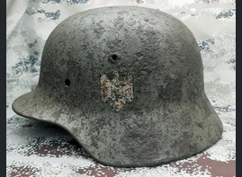 Wehrmacht helmet M35 / from Stalingrad