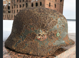 German helmet M35 "Double deсal" / from Stalingrad