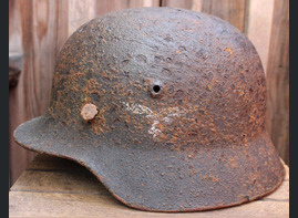 Luftwaffe helmet M40 / from Koenigsberg