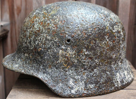 Winter camo Wehrmacht helmet M40 / from Koenigsberg
