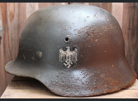 Wehrmacht helmet M40 / from Staraya Russa