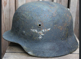Luftwaffe helmet M40 / from Königsberg