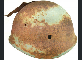 Italian helmet M33 / from Stalingrad