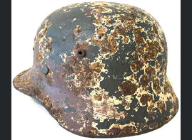 German helmet M35 / from Murmansk