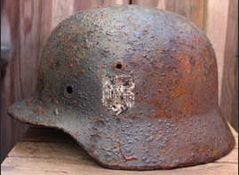 Wehrmacht helmet M40 / from Pskov