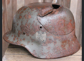 Wehrmacht helmet M40 / from Karelia