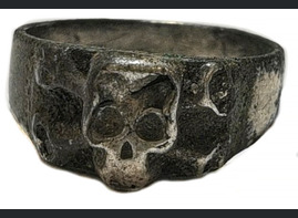 German ring with skull / from Stalingrad