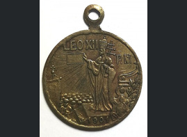 Catholic pendant / from Stalingrad