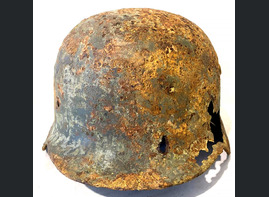 German helmet M35 / from Smolensk 