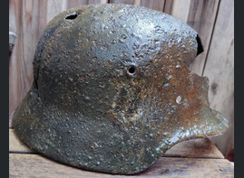 Waffen SS helmet M40 / from Novgorod