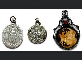 The Catholic amulet / from Stalingrad