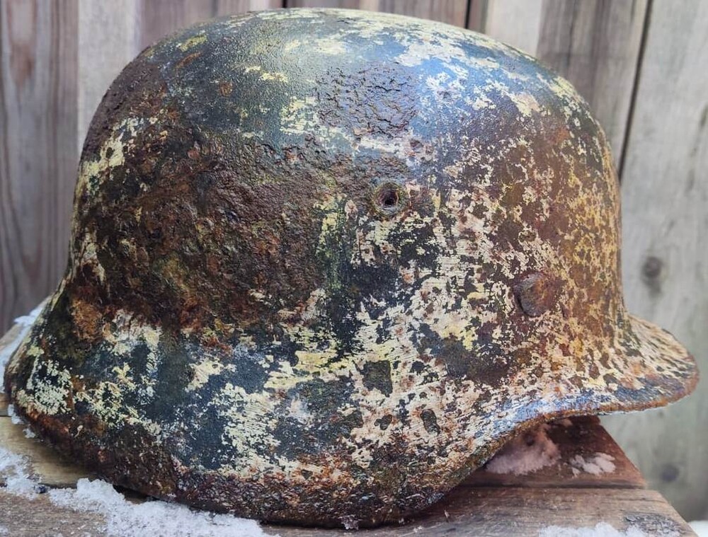 Winter camo Luftwaffe helmet M40 / from Novgorod