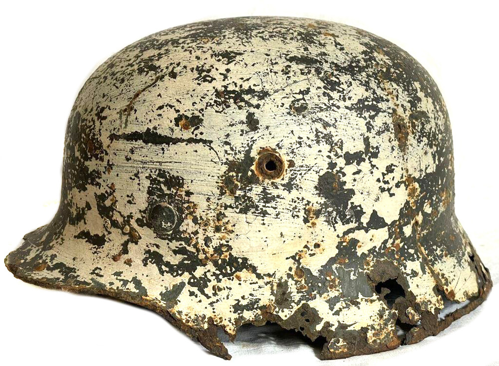 Winter camo German helmet M35 / from Stalingrad