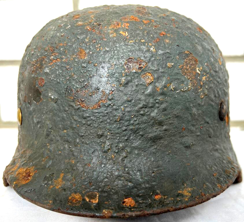 German helmet M35 / from Rzhev 