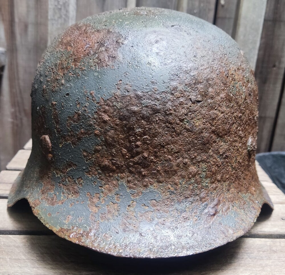 Wehrmacht helmet Decal model 1942, from Novgorod