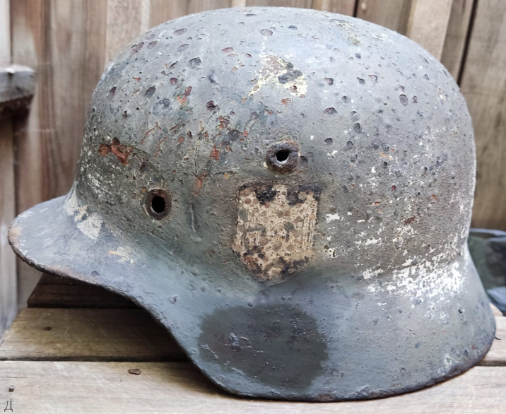 Wehrmacht helmet M35 DD / from Tver
