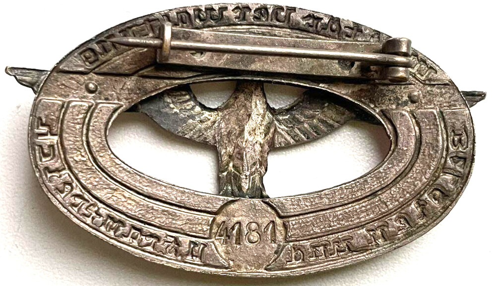 Militar Verwaltung Badge
