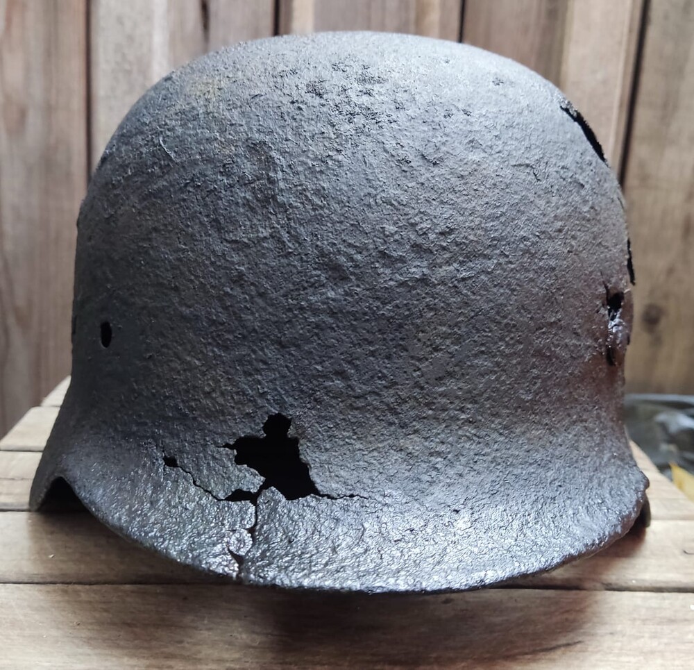 German helmet M40 / from Tver 