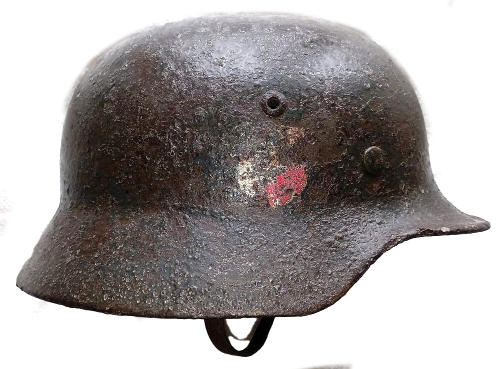 Luftwaffe helmet M35 DD / from Stalingrad