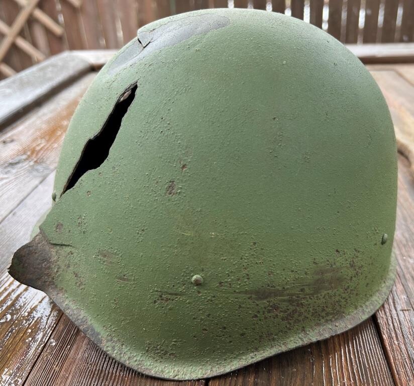 Soviet helmet SSH40 / from Karelia