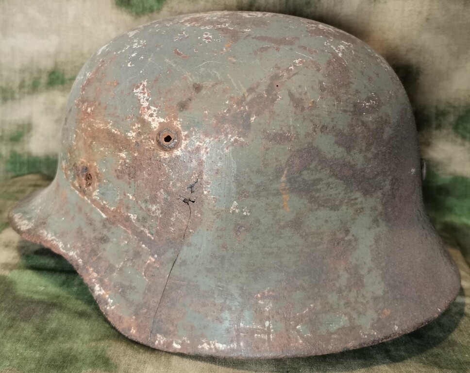 Winter camo German helmet M35