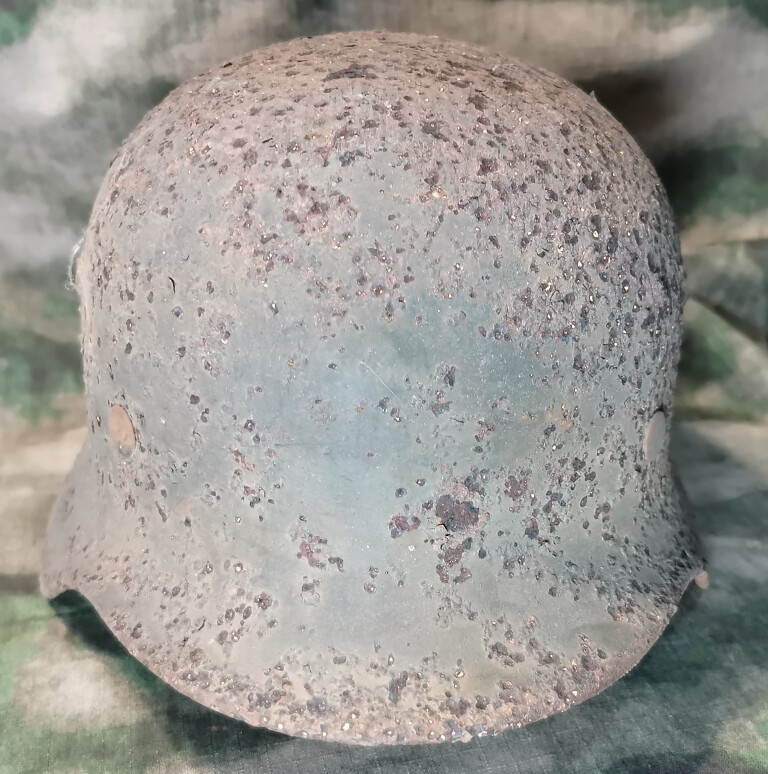 German helmet M35 / from Kaluga