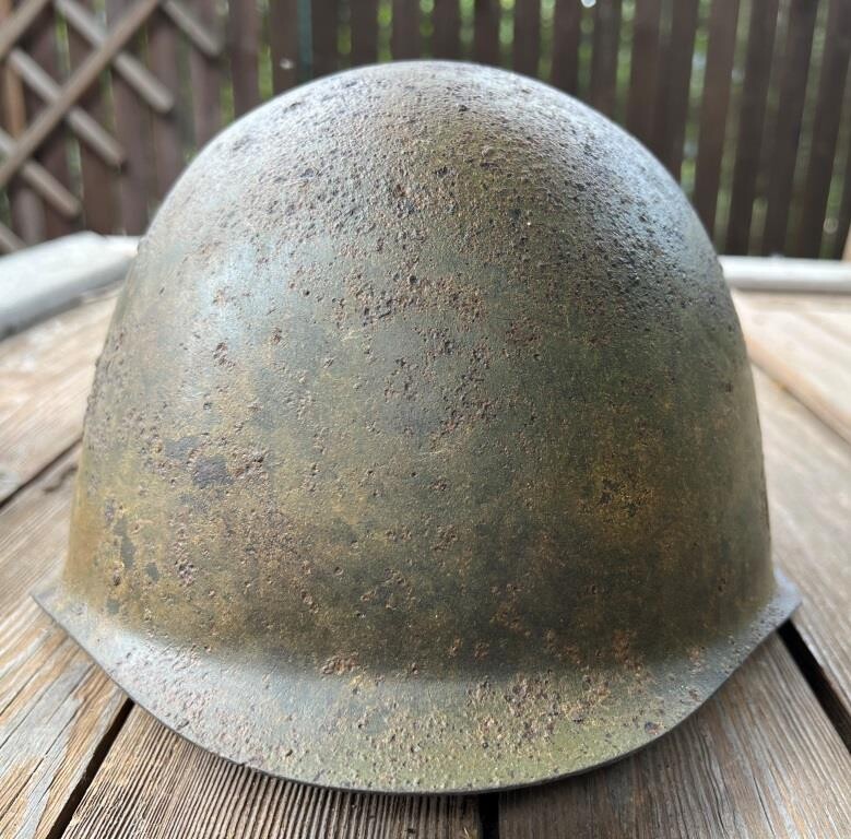 Soviet helmet SSh39 / from Stalingrad