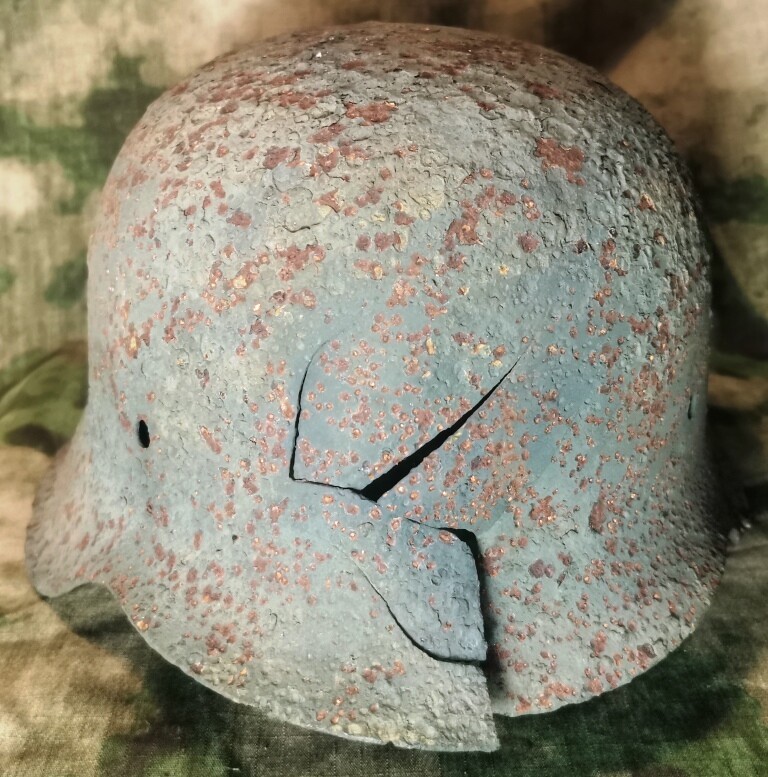 German helmet M42 / from Königsberg