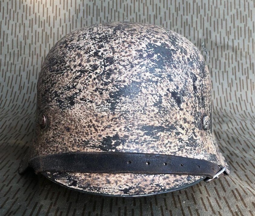 Restored Wehrmacht helmet M42, Waffen SS